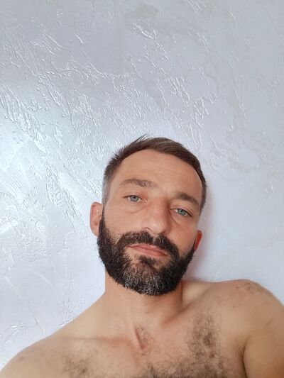  ,   Vaniko, 34 ,   ,   
