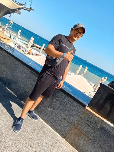  ,   Dilshod, 32 ,   ,   