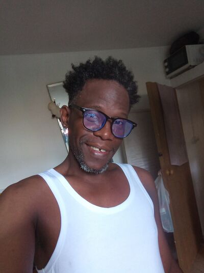  ,   Yainel, 46 ,   ,   