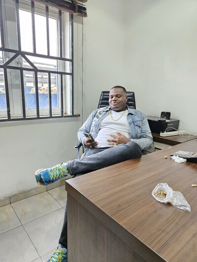  ,   Chris Gab, 39 ,   ,   