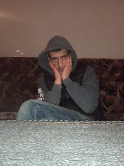  ,   Irakli, 40 ,   ,   