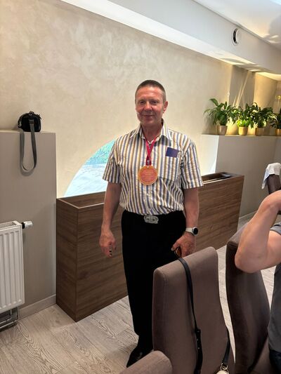 ,   Valeri, 65 ,   c 