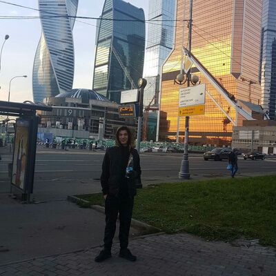  ,   Valentin, 26 ,   