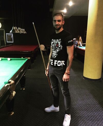  ,   Pasha, 32 ,   ,   , c , 