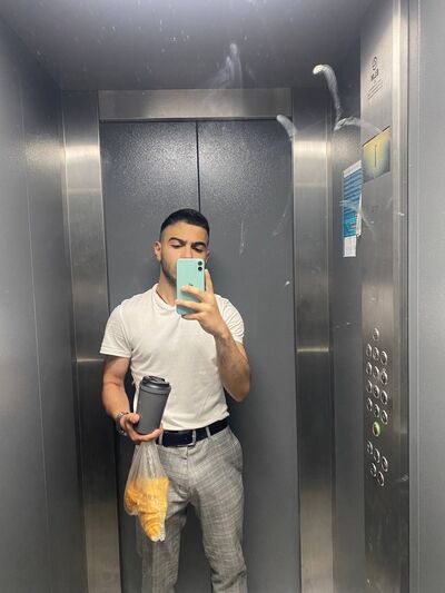  ,   Ali, 19 ,   ,   