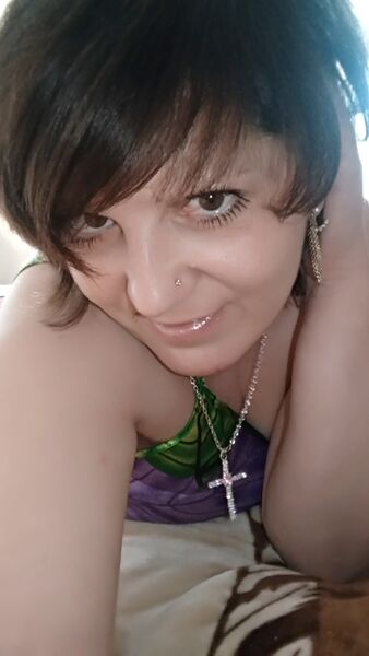  ,   Lana, 40 ,   ,   , c , 