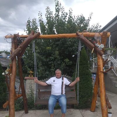  ,   Pavel, 44 ,   ,   