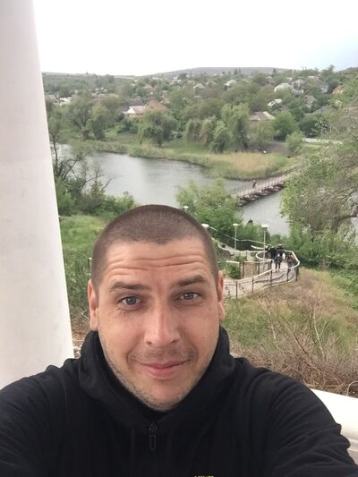   ,   Anton, 41 ,   ,   , c 