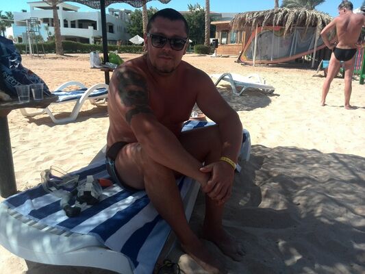  ,   Maxxx, 45 ,   