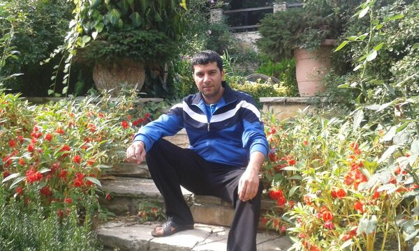  ,   Emil, 44 ,   