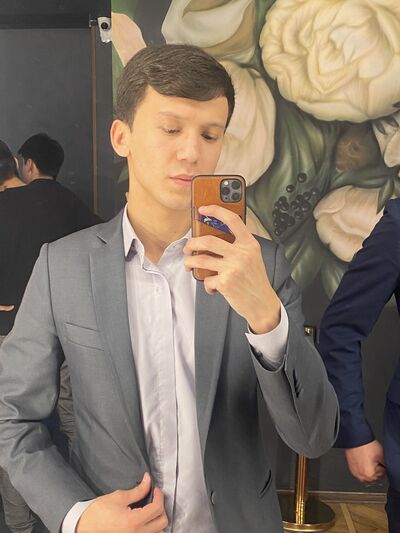  ,   Ayubkhon, 25 ,   ,   , c 