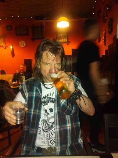  -,   , 42 ,   