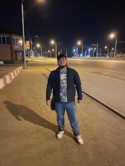  -,   Nazirjon, 25 ,   ,   