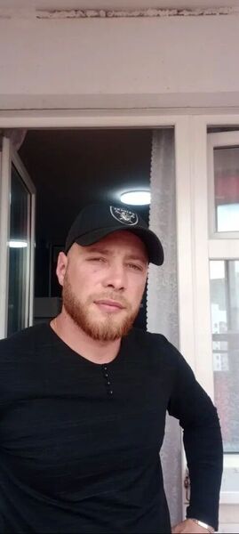  ,   Denis, 36 ,   ,   