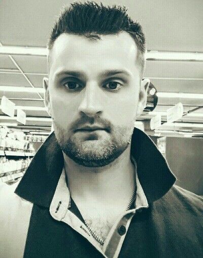  ,   Valentin, 42 ,   ,   , c 