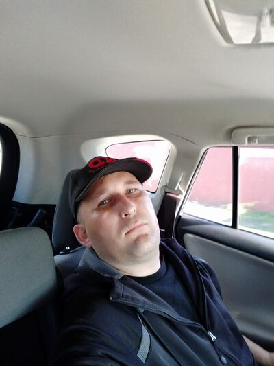  ,   Denis, 32 ,   ,   , c 