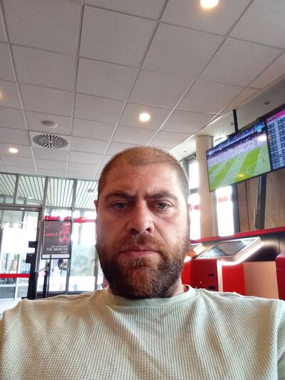 ,   Iakob, 37 ,   ,   