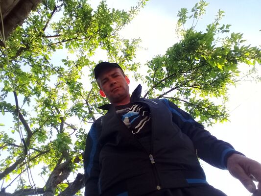  ,   Ivan, 37 ,   ,   