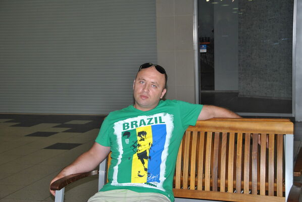  ,   Dima, 47 ,   ,   , c 