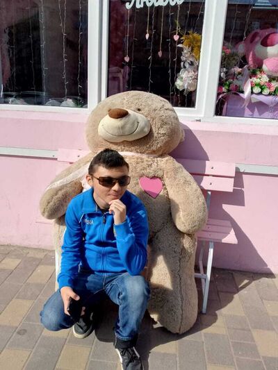  ,   Marsel, 18 ,   ,   