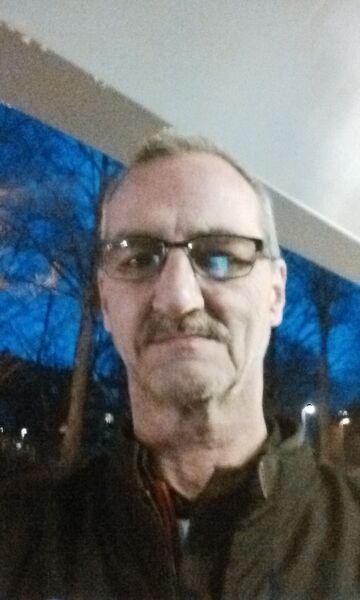  ,   Uwe, 60 ,   ,   , c 