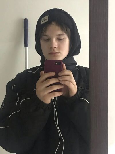  ,   Gosha, 22 ,   ,   