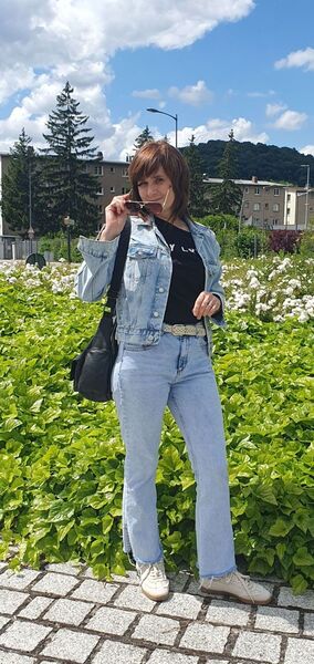  1er Arrondissement,   Liudmila, 50 ,   c , 