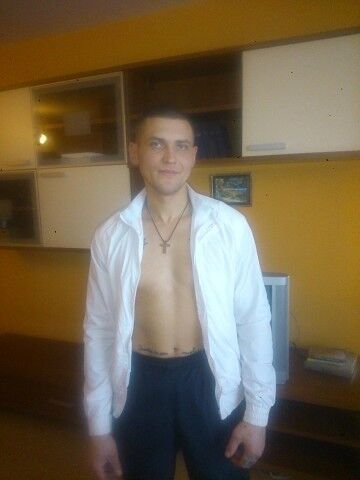  ,   ARTEM, 39 ,   