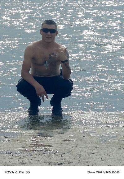  ,   Angel, 35 ,     , c 