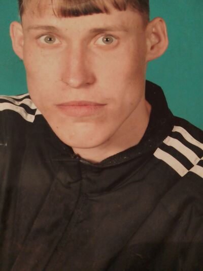  ,   Dmitrii, 34 ,   c , 