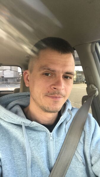 ,   Mik, 40 ,   ,   