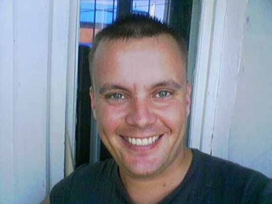  ,   Viktor, 40 ,     , c 