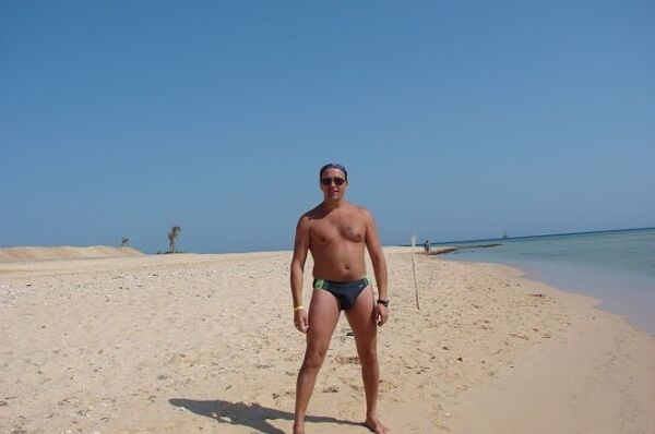  ,   Mike, 49 ,   