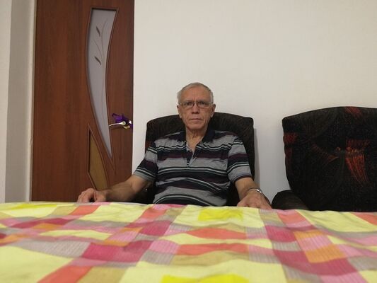  ,   Anatolij, 76 ,   ,   , c 