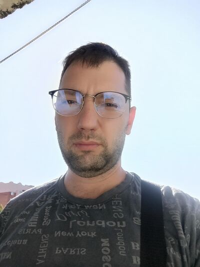  --,   , 39 ,   c 