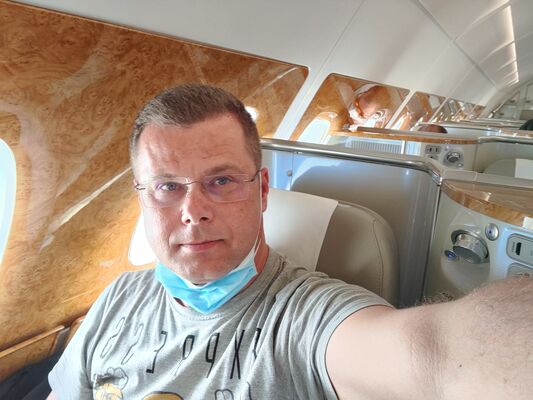  ,   Misko, 49 ,   c 