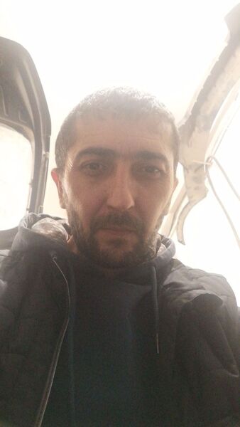  ,   Artur, 43 ,   ,   