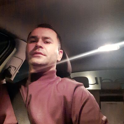  ,   Sher, 32 ,   ,   