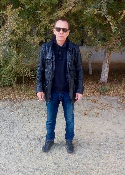  ,   Er, 46 ,   ,   , c 