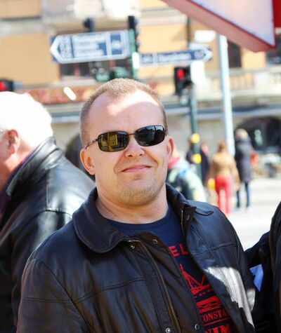  Esslingen,   Kostache, 49 ,   ,   
