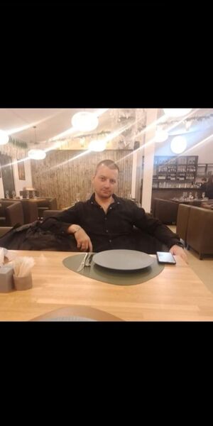  -,   Roman, 34 ,  