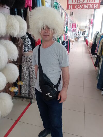  ,   Sahrodbek, 40 ,   ,   