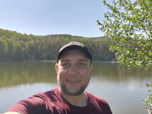  ,   Dan, 37 ,   ,   , c 