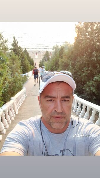  ,   Igor, 44 ,   ,   