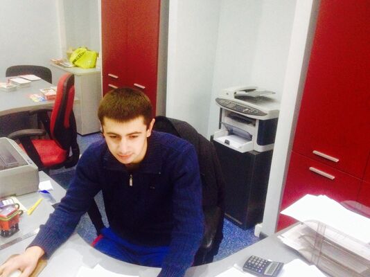 ,   Elik, 26 ,  