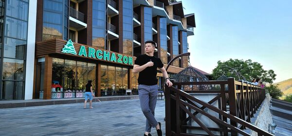  ,   Mansur, 28 ,   ,   