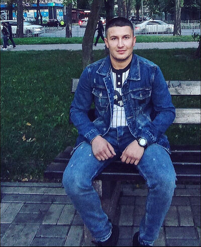  ,   Aleksandr, 32 ,   ,   