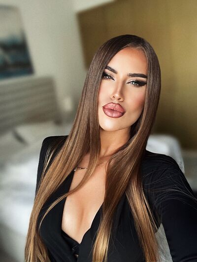  ,   Karina, 20 ,   ,   