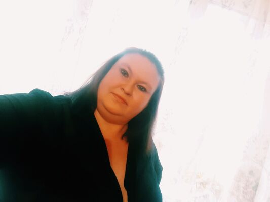  ,   Anna, 34 ,  