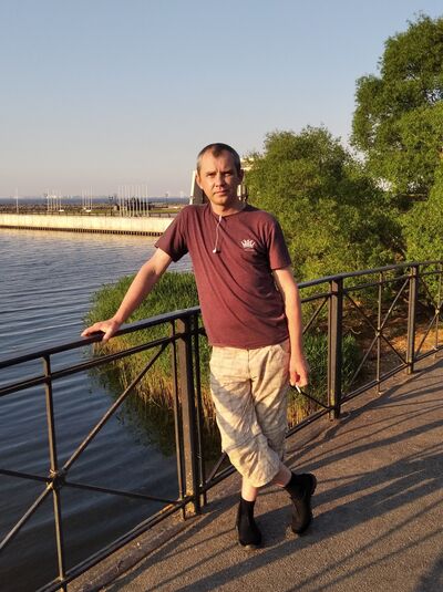  ,   Alex, 41 ,   ,   , c , 